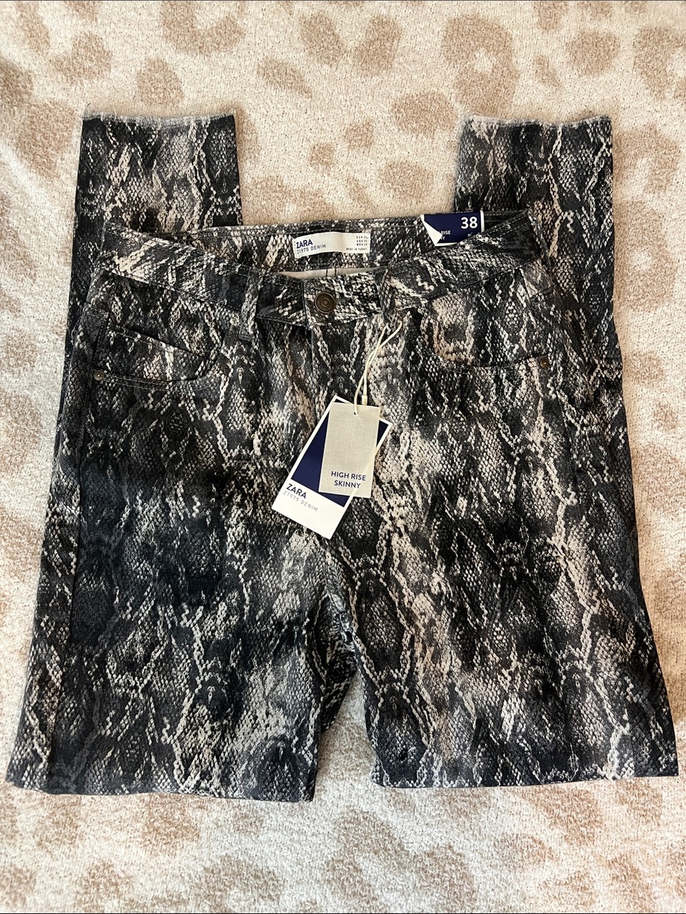 NWT | Zara | Snake Print Skinny Jeans